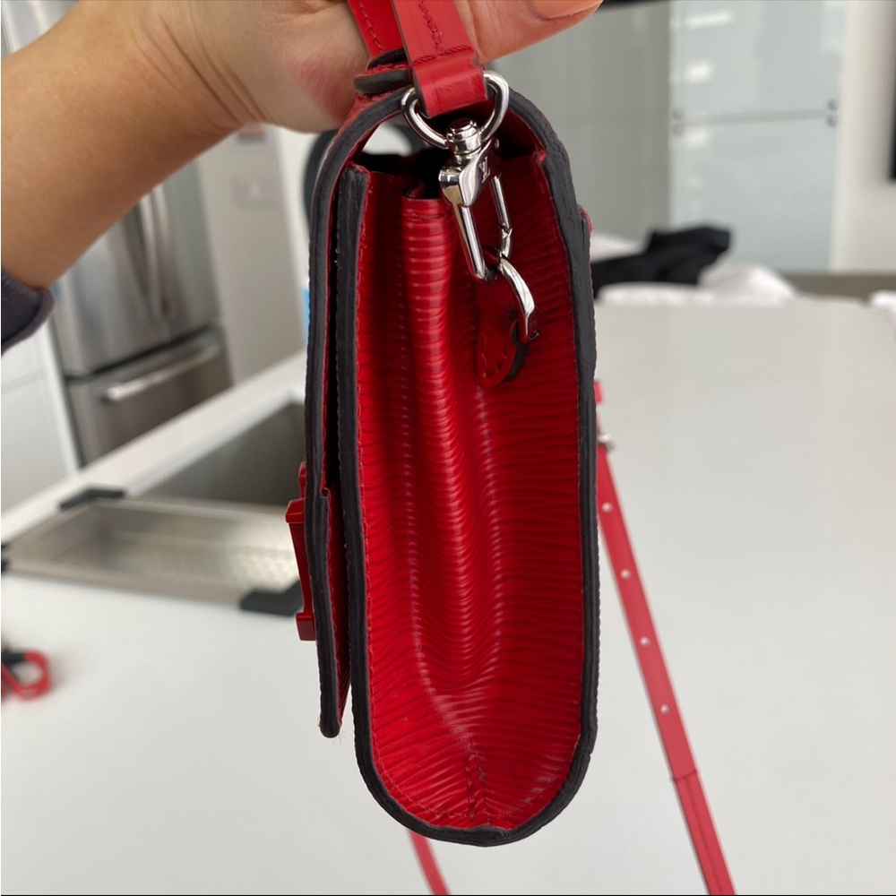 Louis Vuitton Clutch / Shoulder bag - Picture 6 of 14